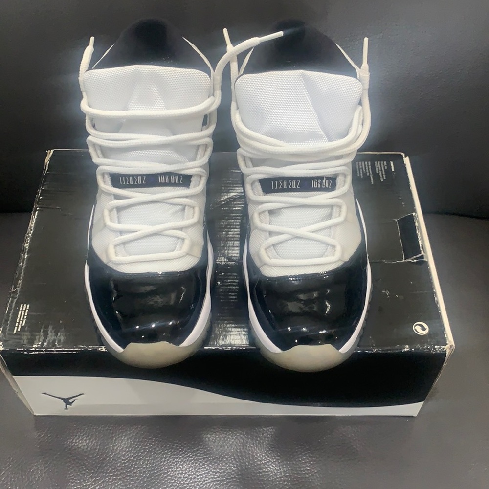 Jordan 11 Retros- gently worn sz 12 men with the original box